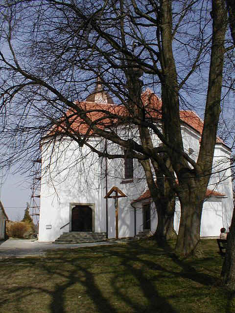 Kostel Povýšení sv. Køíže ve Starém Rožmitále